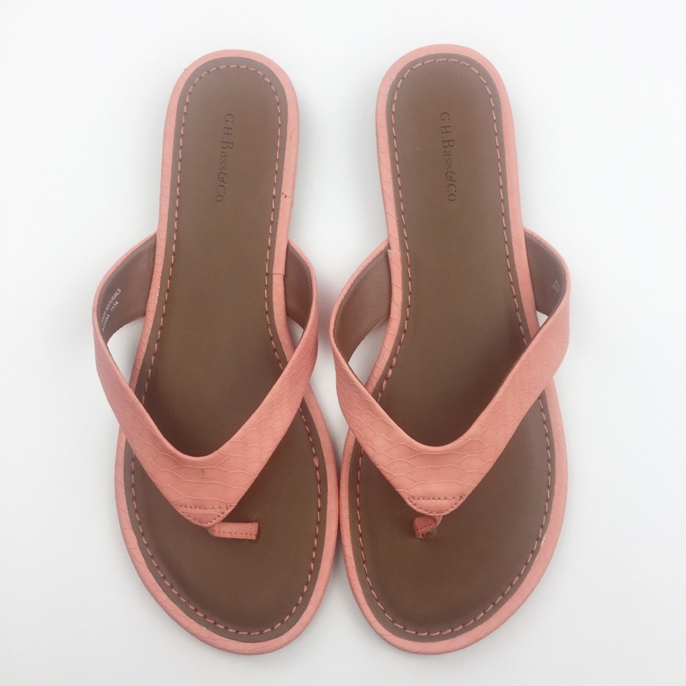 NWOT G. H. Bass & Co. Coral Sandals (size 8M)